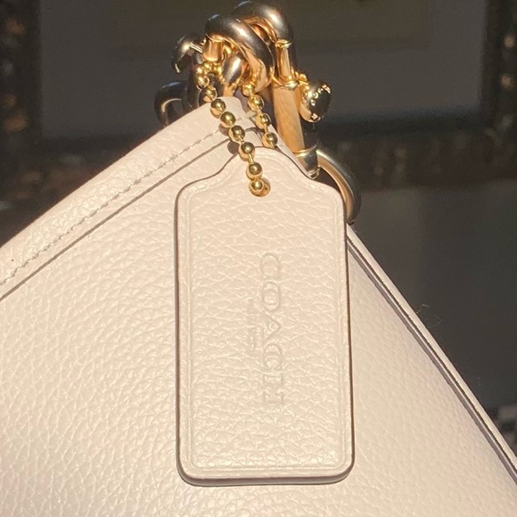 NWOT Coach Creamy White Leather 2Way - Picture 9 of 16
